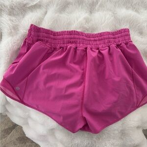 Women's Pink Lululemon 2.5 inch Hotty Hot Lined Athletic Shorts